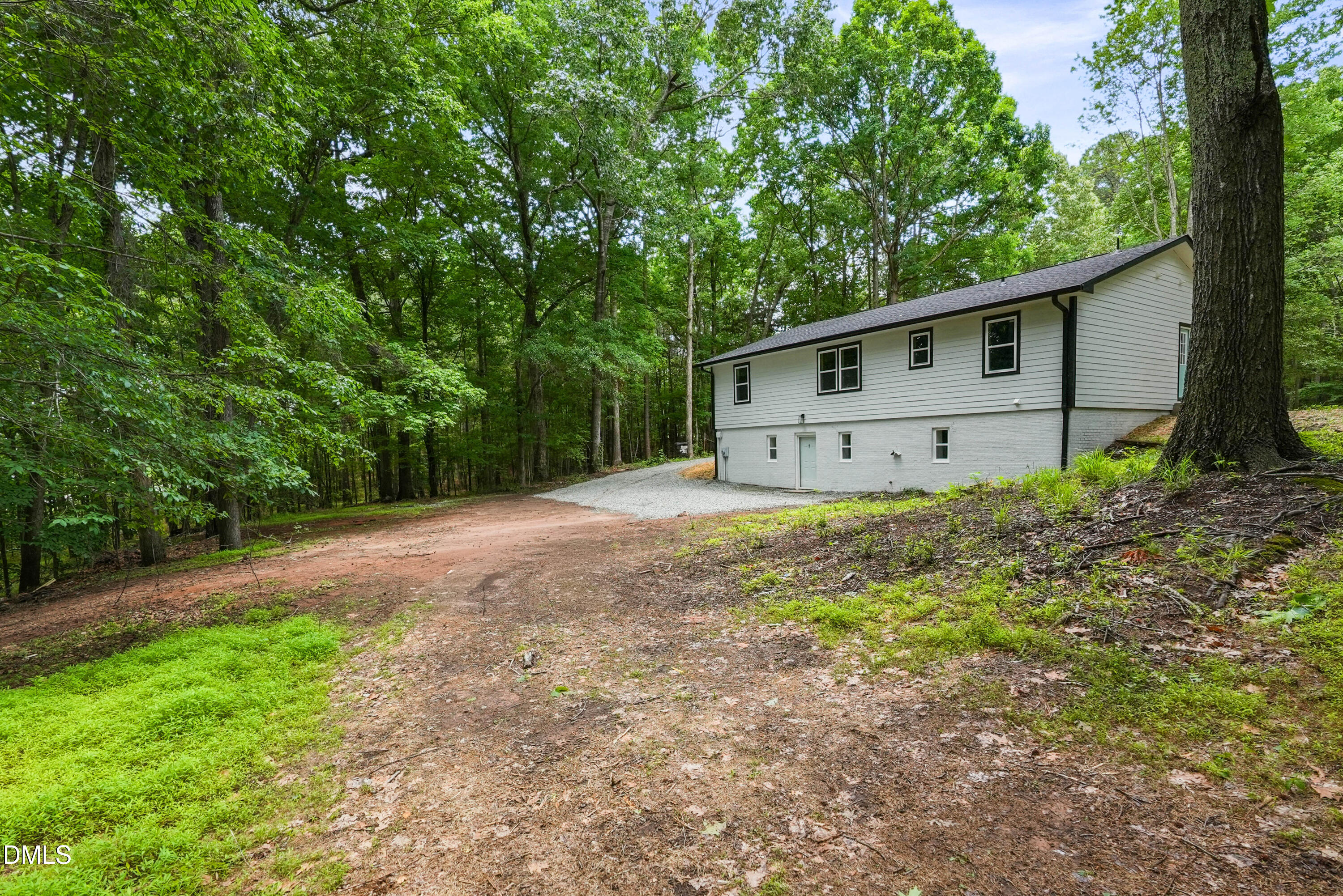1007 McNeill Road Sanford, NC 27330 - Photo 10 of 47