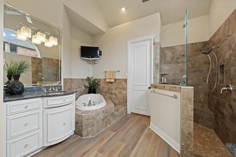 $1,600,000 | 2705 Harborside Drive, Granbury, TX 76048