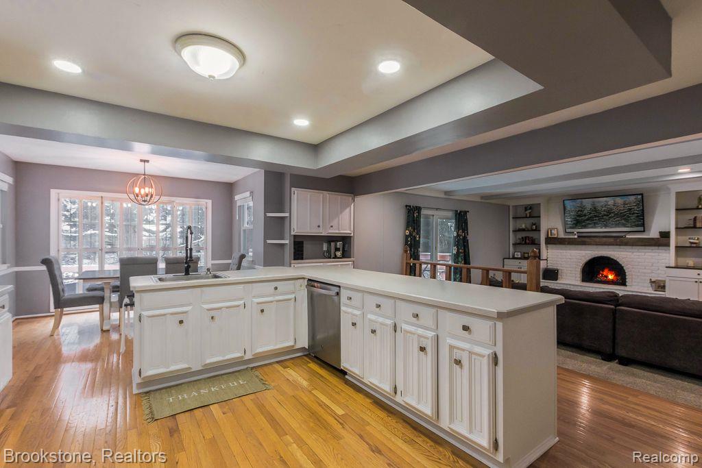 2969 Powderhorn Ridge Road Rochester Hills, MI 48309 - Photo 3 of 56