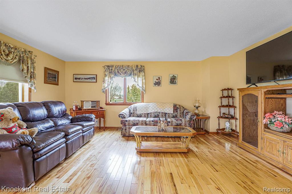 9945 State Road Millington, MI 48746 - Photo 12 of 72