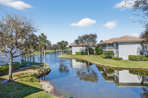 $3,000 | 19811 Boca W Drive, Unit 4044, Boca Raton, FL 33434