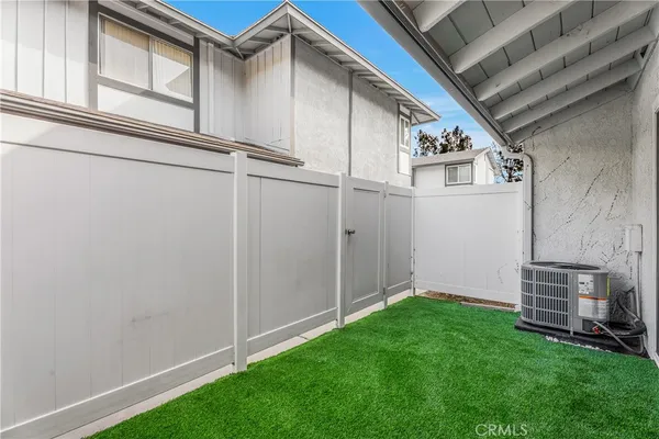 $599,000 | 20453 Elm Hill Lane, Unit 26, Yorba Linda, CA 92886