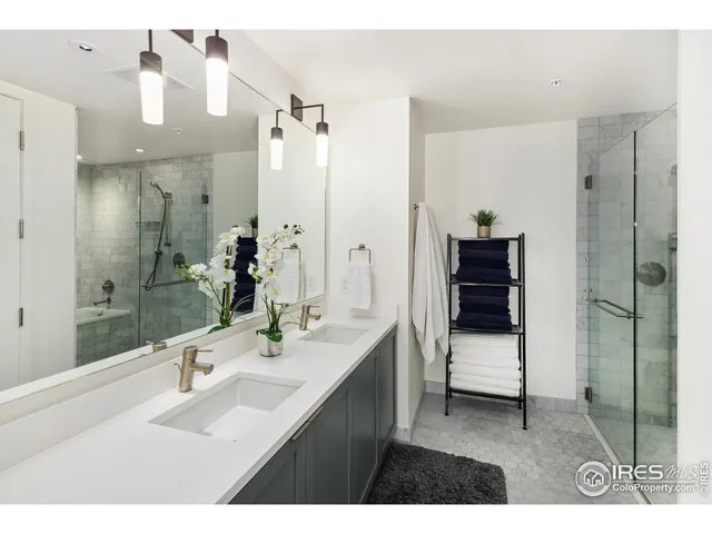 $749,980 | 1750 Wewatta Street, Unit 1521, Denver, CO 80202