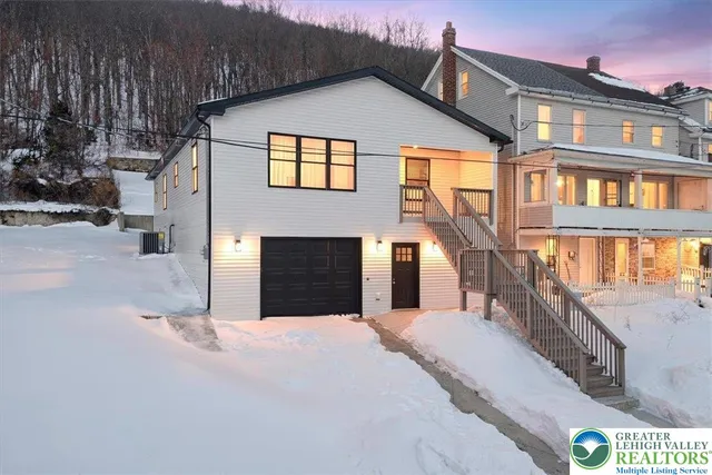 $315,000 | 255 East Railroad Street, Nesquehoning, PA 18240