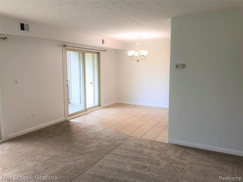 1673 Riverside Drive, Unit 1 Rochester Hills, MI 48309 - Photo 9 of 42