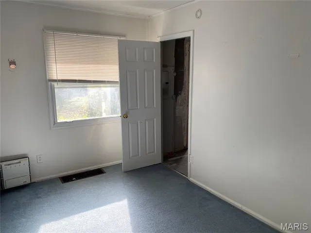 $81,500 | 805 Southmoor Place, Godfrey, IL 62035