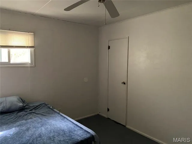 $81,500 | 805 Southmoor Place, Godfrey, IL 62035