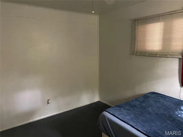 $81,500 | 805 Southmoor Place, Godfrey, IL 62035