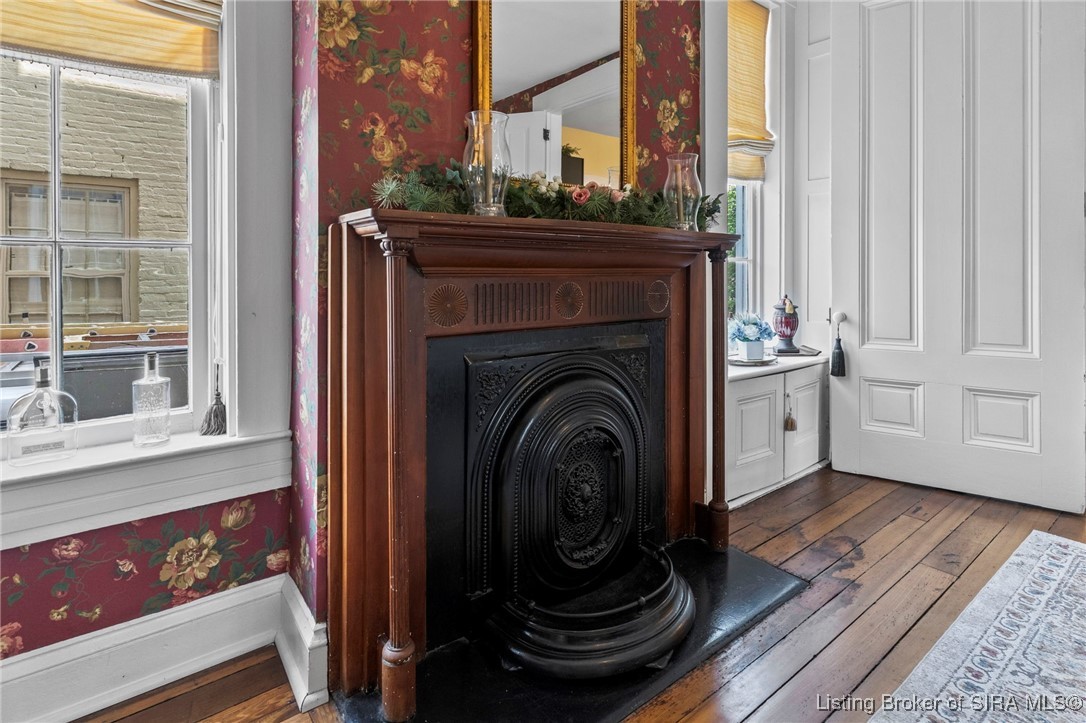 708 East Main Street Madison, IN 47250 - Photo 13 of 66 dining room