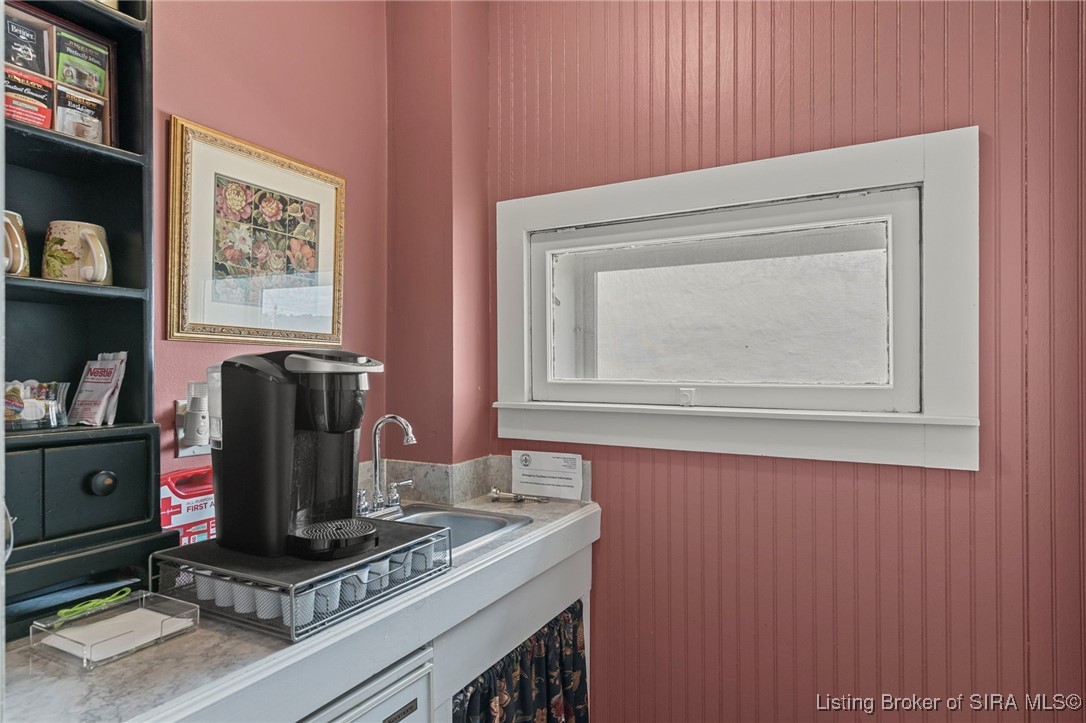 708 East Main Street Madison, IN 47250 - Photo 37 of 66 Coffee Bar on 2nd level