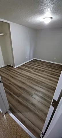 $1,300 | 2114 Enoch Avenue, Unit 1, Zion, IL 60099