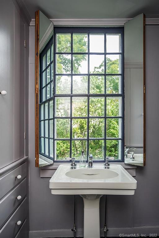 21 South Ellsworth Road Sharon, CT 06069 - Photo 12 of 27