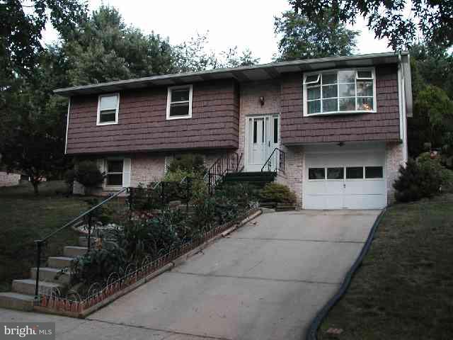 3245 Ridgeway Road Harrisburg, PA 17109 - Photo 1 of 9 Gallery Image 1