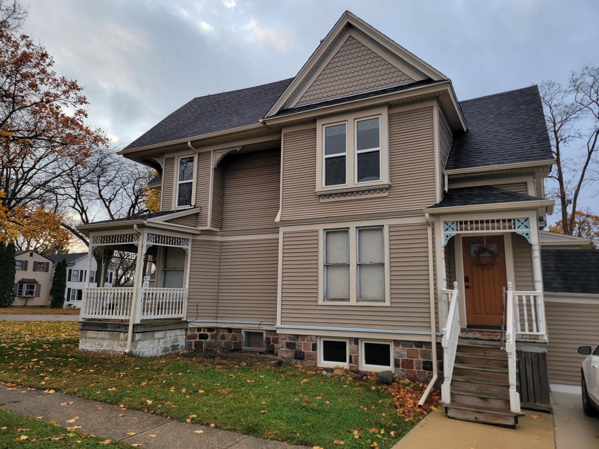 67 East Walworth Avenue, Unit 2 Delavan, WI 53115 - Photo 1 of 12 67 E. Walworth