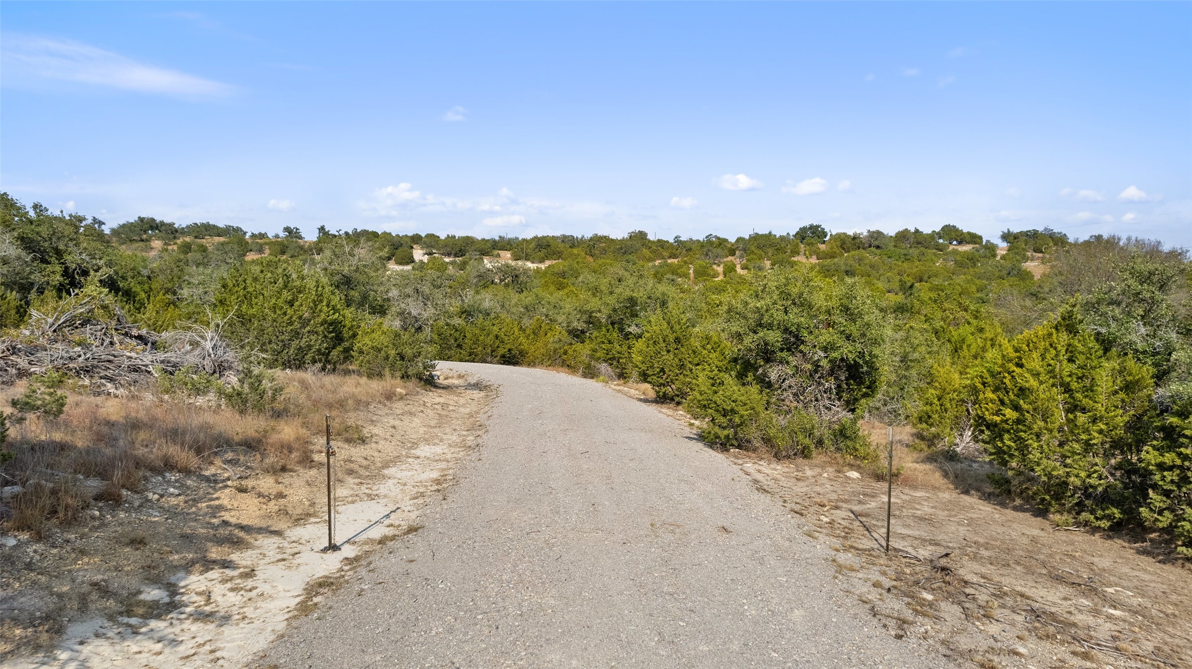 340 Ranch View Road Spicewood, TX 78669 - Photo 31 of 40 a view of a yard with a mountain
