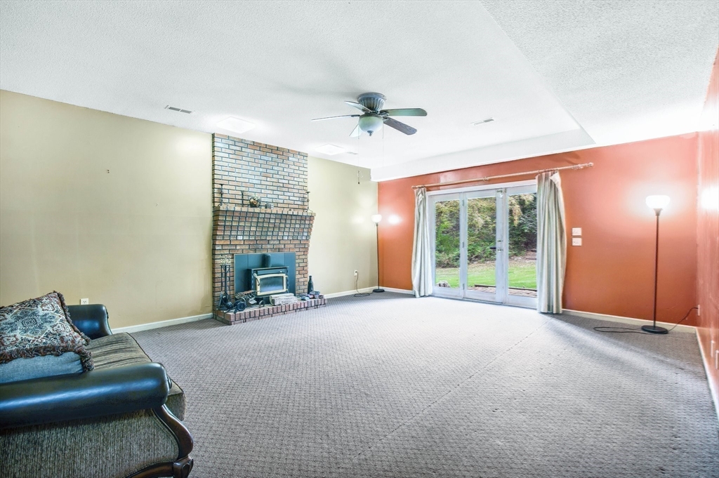 16 Hemingway Road Wilbraham, MA 01095 - Photo 23 of 40