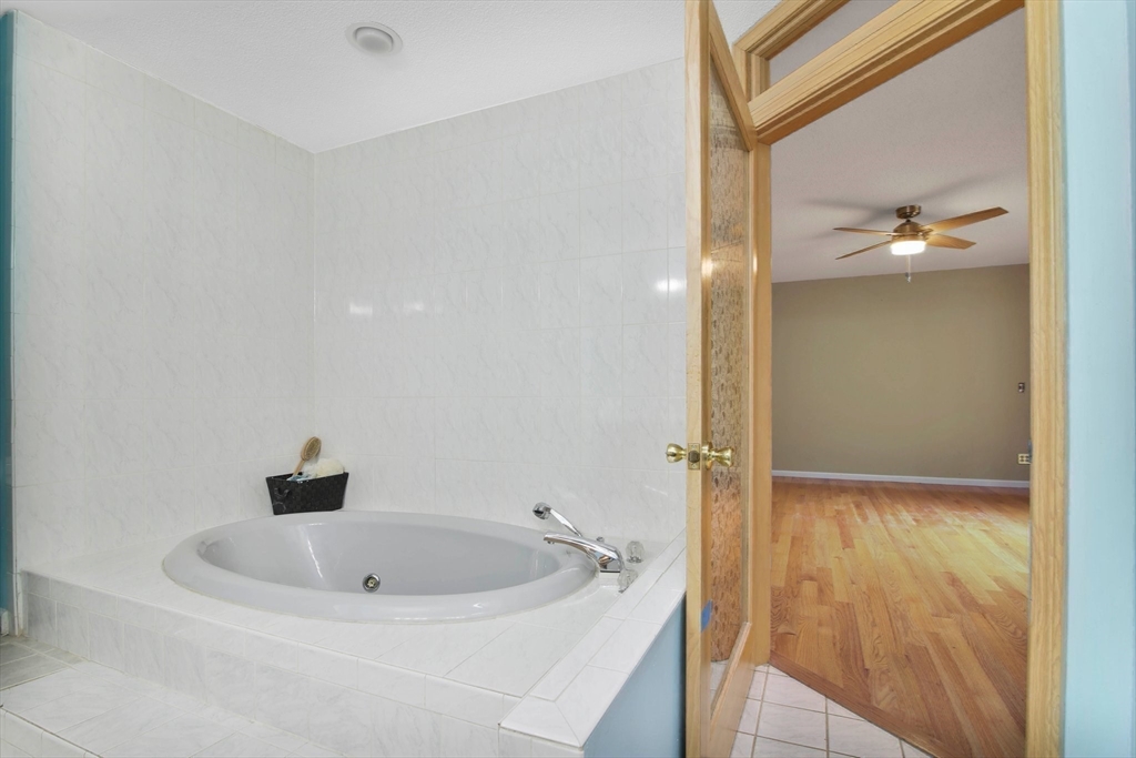 16 Hemingway Road Wilbraham, MA 01095 - Photo 31 of 40