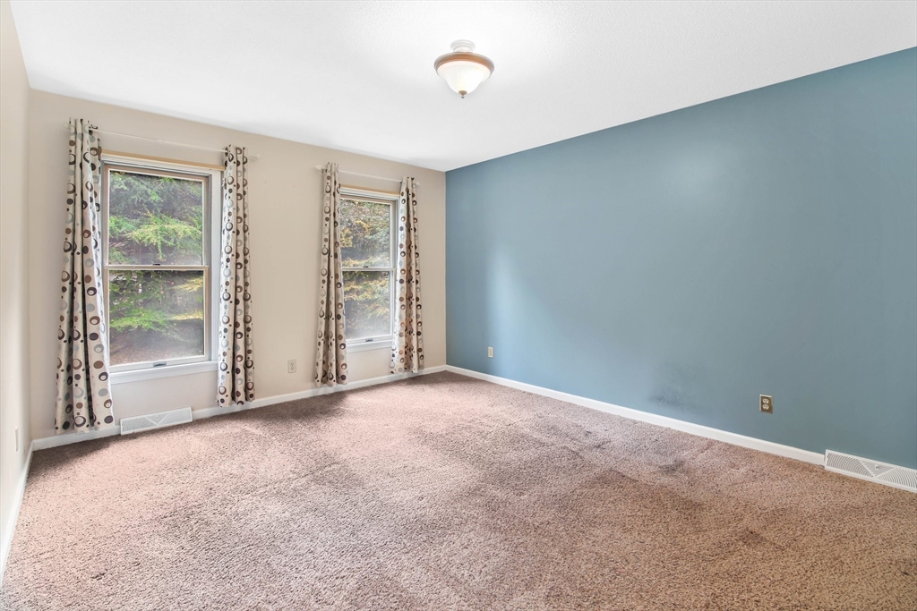 16 Hemingway Road Wilbraham, MA 01095 - Photo 35 of 40