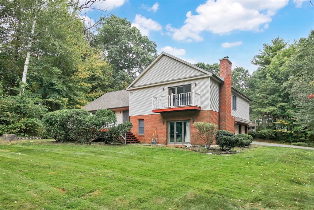 16 Hemingway Road Wilbraham, MA 01095 - Photo 5 of 40
