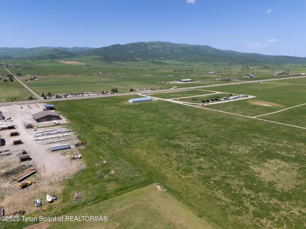 $1,575,000 | Connormans Way, Etna, WY 83118