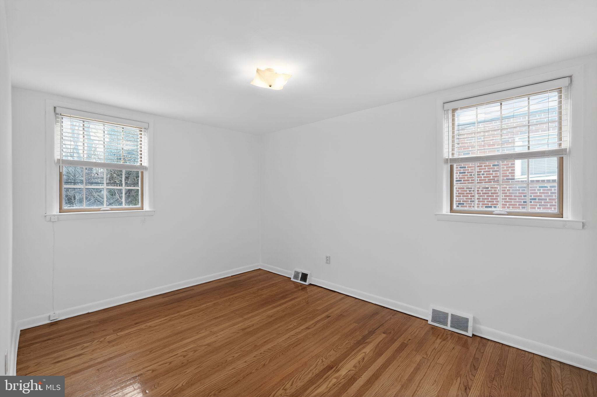 720 Hill Road Philadelphia, PA 19128 - Photo 12 of 31 Gallery Image 12
