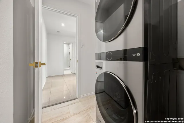 $2,195 | 6103 Amherst Bay, San Antonio, TX 78249