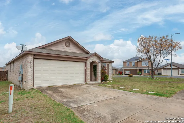 $2,195 | 6103 Amherst Bay, San Antonio, TX 78249