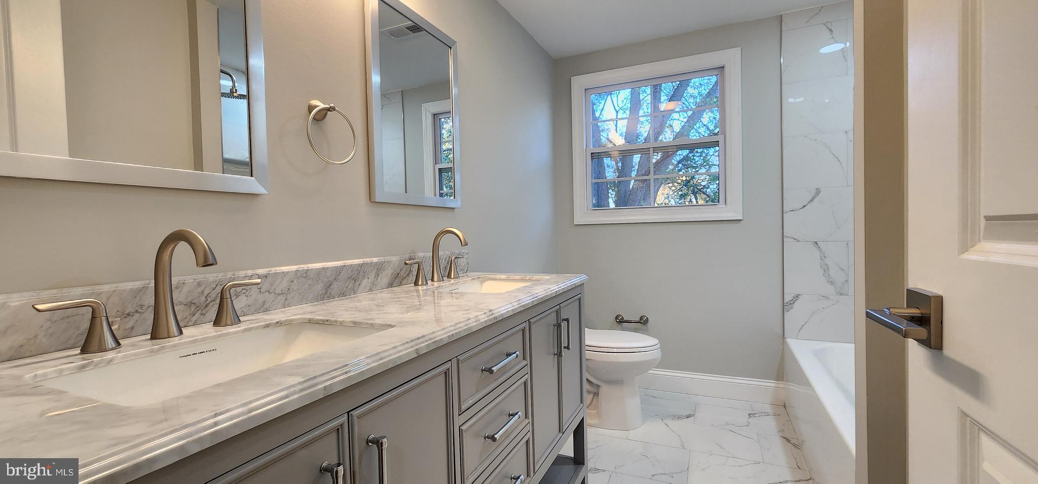 933 Powderhorn Drive Lansdale, PA 19446 - Photo 34 of 49 Gallery Image 34