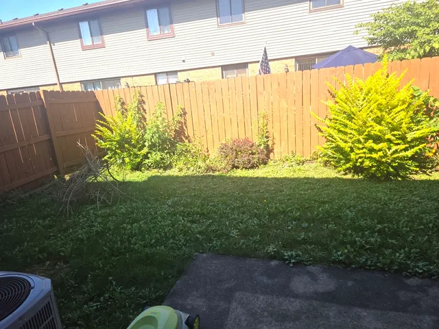 $2,100 | 1914 Heatherway Lane, Unit 27, New Lenox, IL 60451