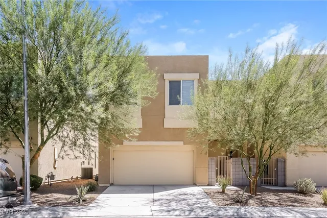 $2,290 | 6462 Cinnamon Hazlenut Street, North Las Vegas, NV 89084