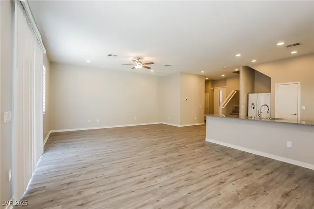 $2,290 | 6462 Cinnamon Hazlenut Street, North Las Vegas, NV 89084