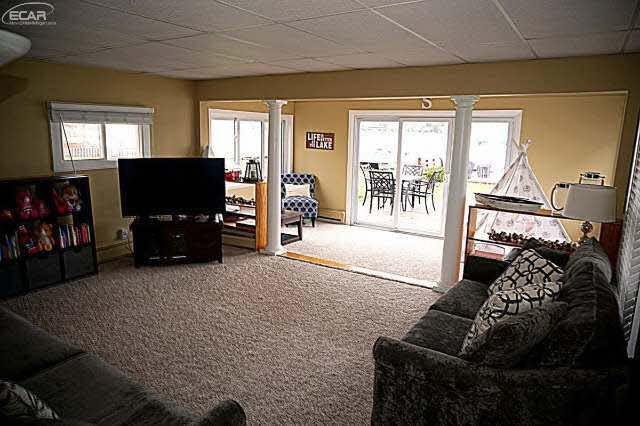 13111 Torrey Road Fenton, MI 48430 - Photo 18 of 40 21142922-17.JPG