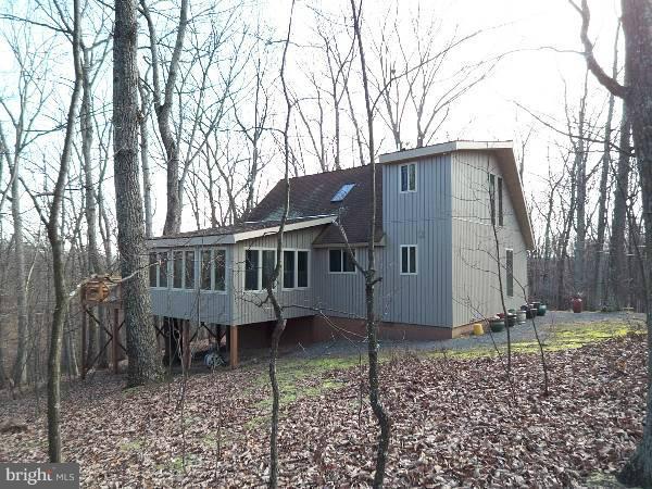 195 Mild Winter Road Hedgesville, WV 25427 - Photo 12 of 24 Exterior (Rear)