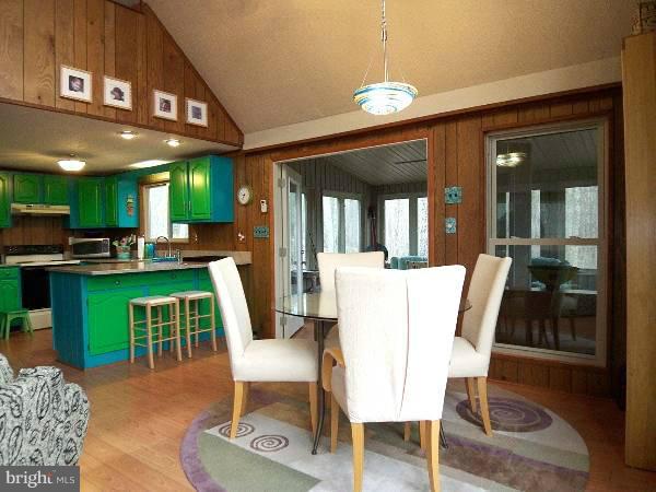 195 Mild Winter Road Hedgesville, WV 25427 - Photo 8 of 24 Dining Room