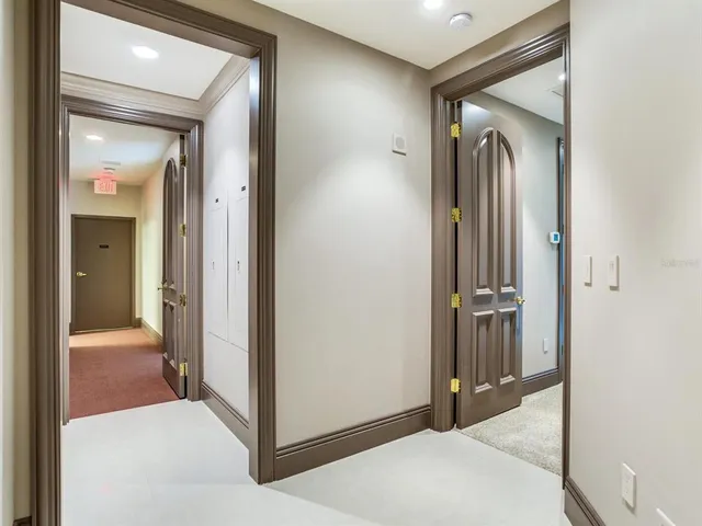 $25,900 | 3507 Bayshore Boulevard, Unit 2001, Tampa, FL 33629