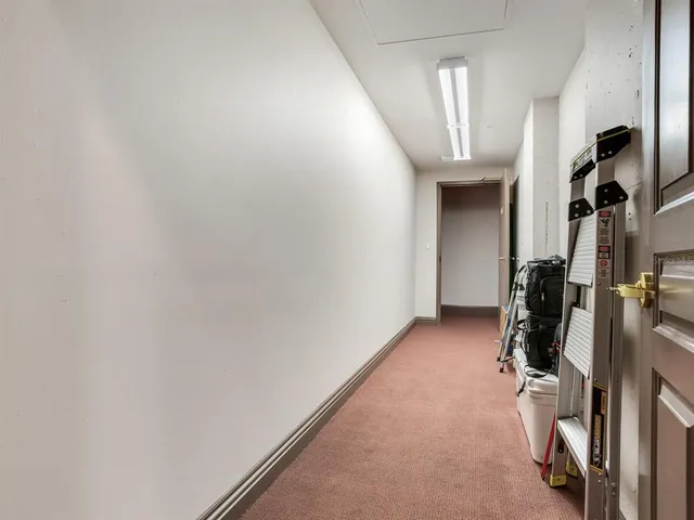 $25,900 | 3507 Bayshore Boulevard, Unit 2001, Tampa, FL 33629