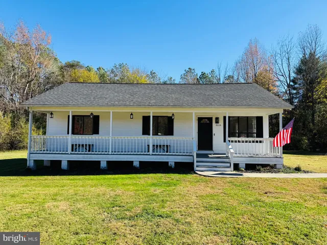 $359,900 | 8016 Long Creek Drive, Ruther Glen, VA 22546