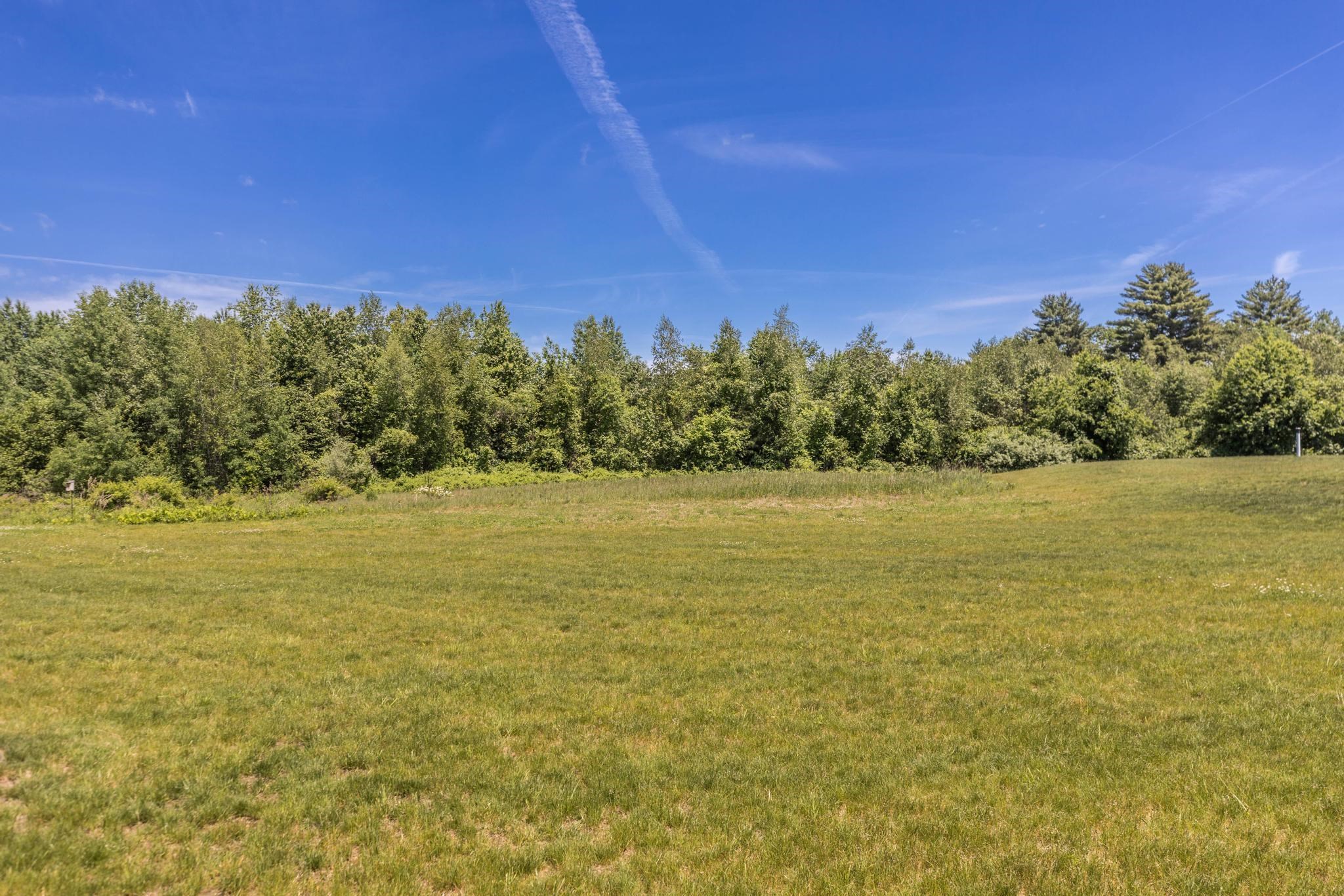10 A Cardinal Lane Epping, NH 03042 - Photo 31 of 44