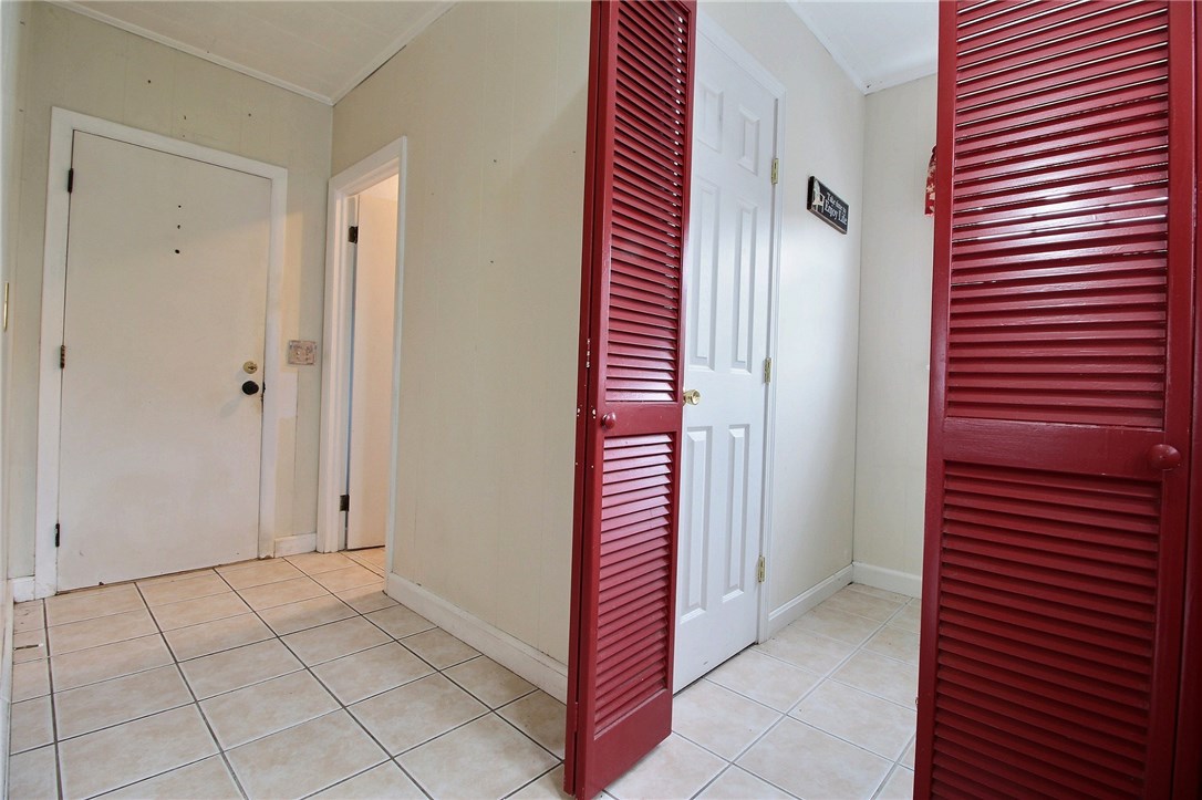 298 Shore Road Westerly, RI 02891 - Photo 20 of 37