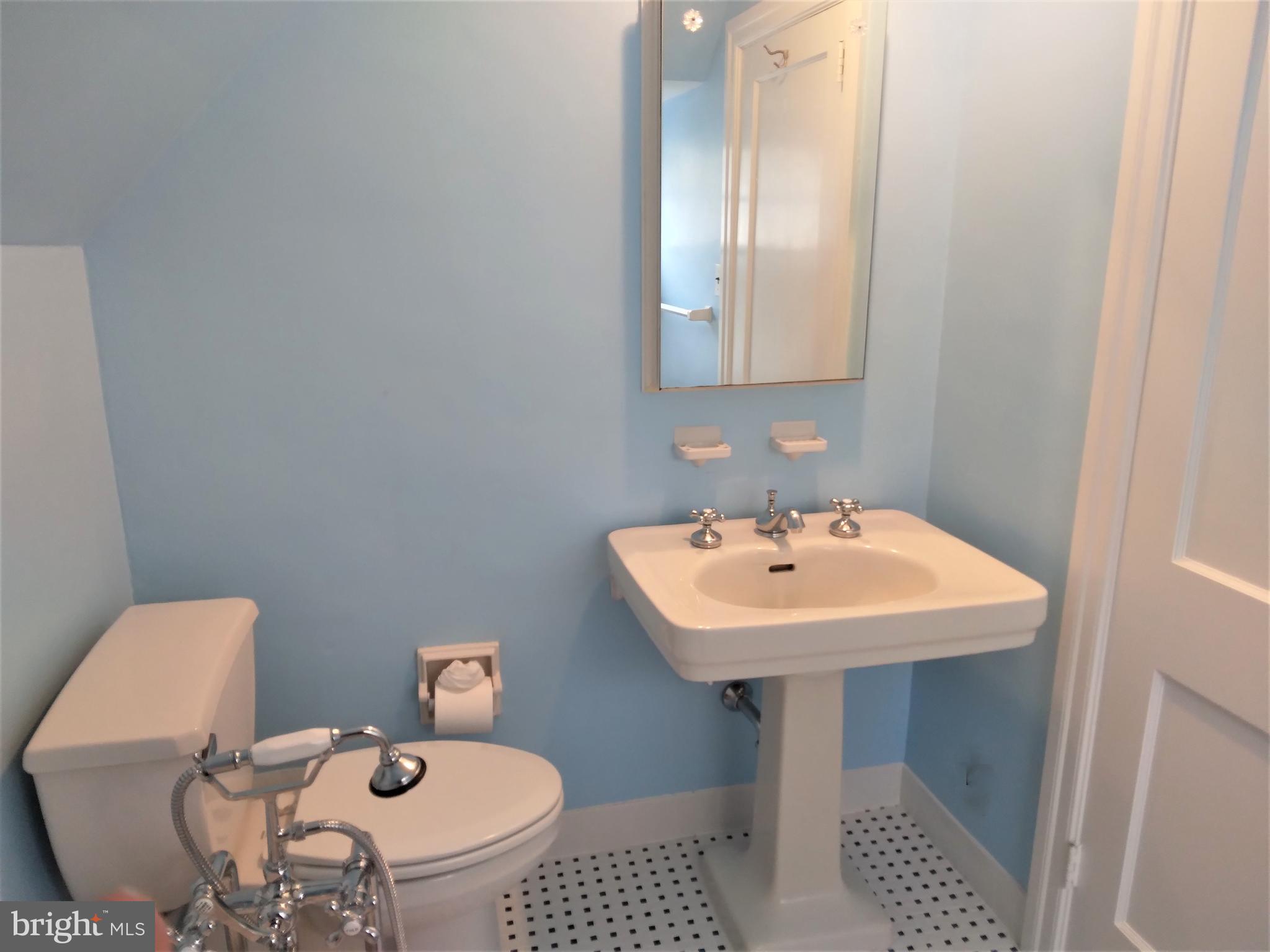 205 Whitemarsh Road Ardmore, PA 19003 - Photo 21 of 41