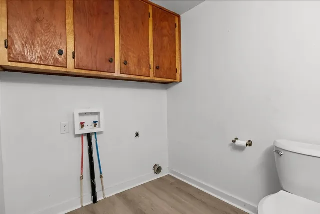a bathroom with a toilet