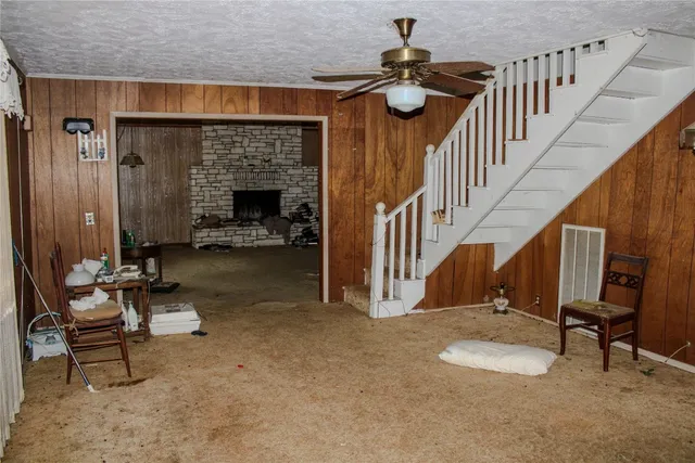 $700,000 | 1084 County Road 120, Giddings, TX 78942