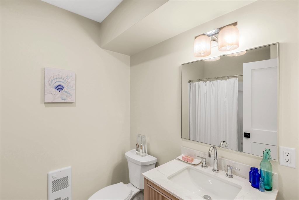 105 Market Street, Unit B Amesbury, MA 01913 - Photo 24 of 25