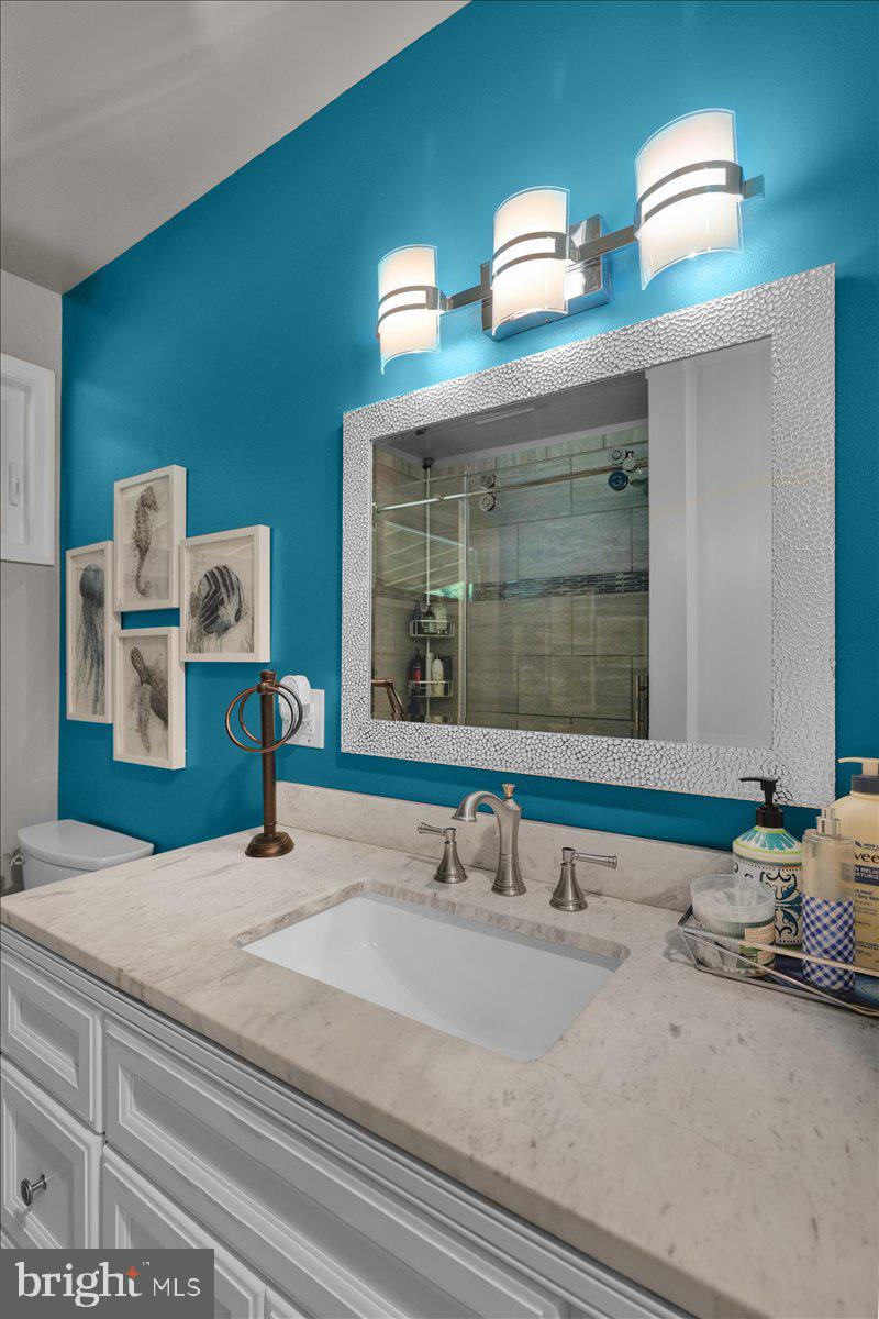 608 Bermuda Road Lancaster, PA 17603 - Photo 16 of 32 Full Bathroom