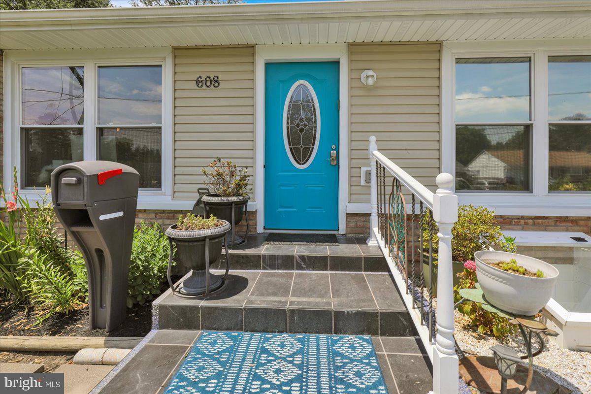 608 Bermuda Road Lancaster, PA 17603 - Photo 5 of 32 Gallery Image 5