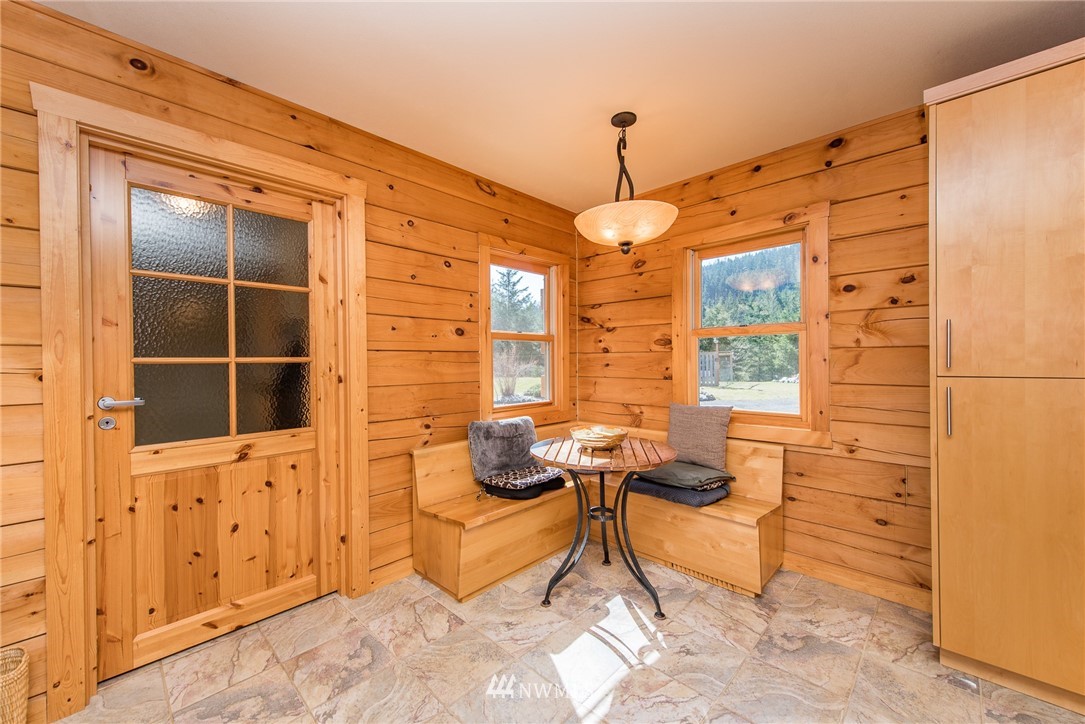 674 Southridge Road Port Angeles, WA 98363 - Photo 11 of 25 Gallery Image 11