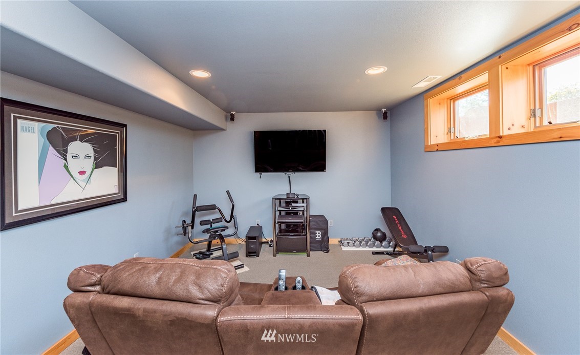 674 Southridge Road Port Angeles, WA 98363 - Photo 24 of 25 Gallery Image 24