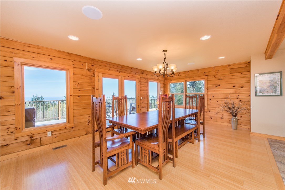 674 Southridge Road Port Angeles, WA 98363 - Photo 9 of 25 Gallery Image 9