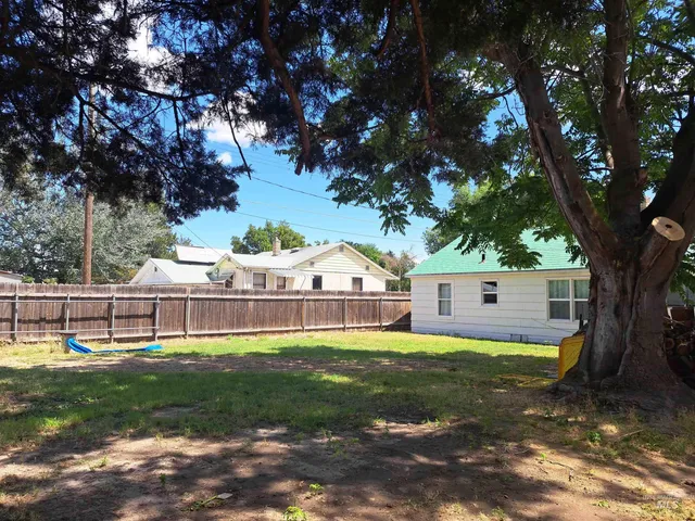 $289,000 | 207 North Main Street, Homedale, ID 83628