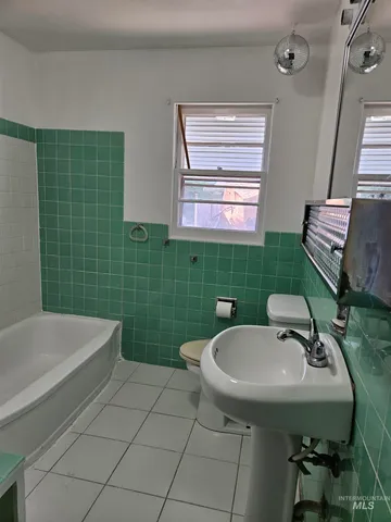 $289,000 | 207 North Main Street, Homedale, ID 83628